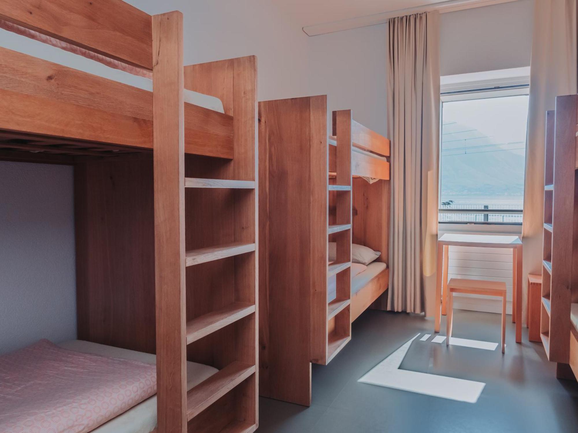 Montreux Youth Hostel Εξωτερικό φωτογραφία
