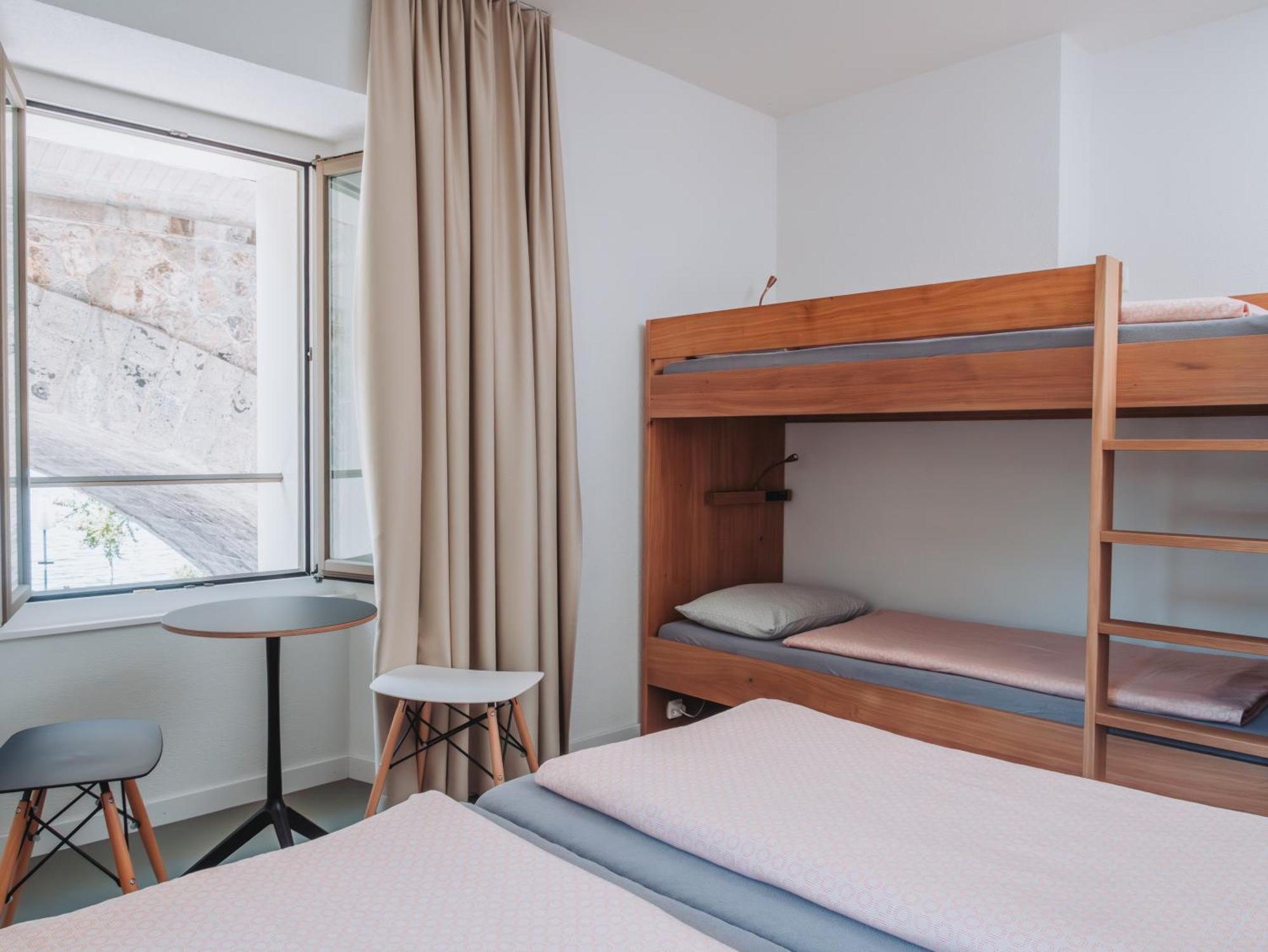 Montreux Youth Hostel Εξωτερικό φωτογραφία