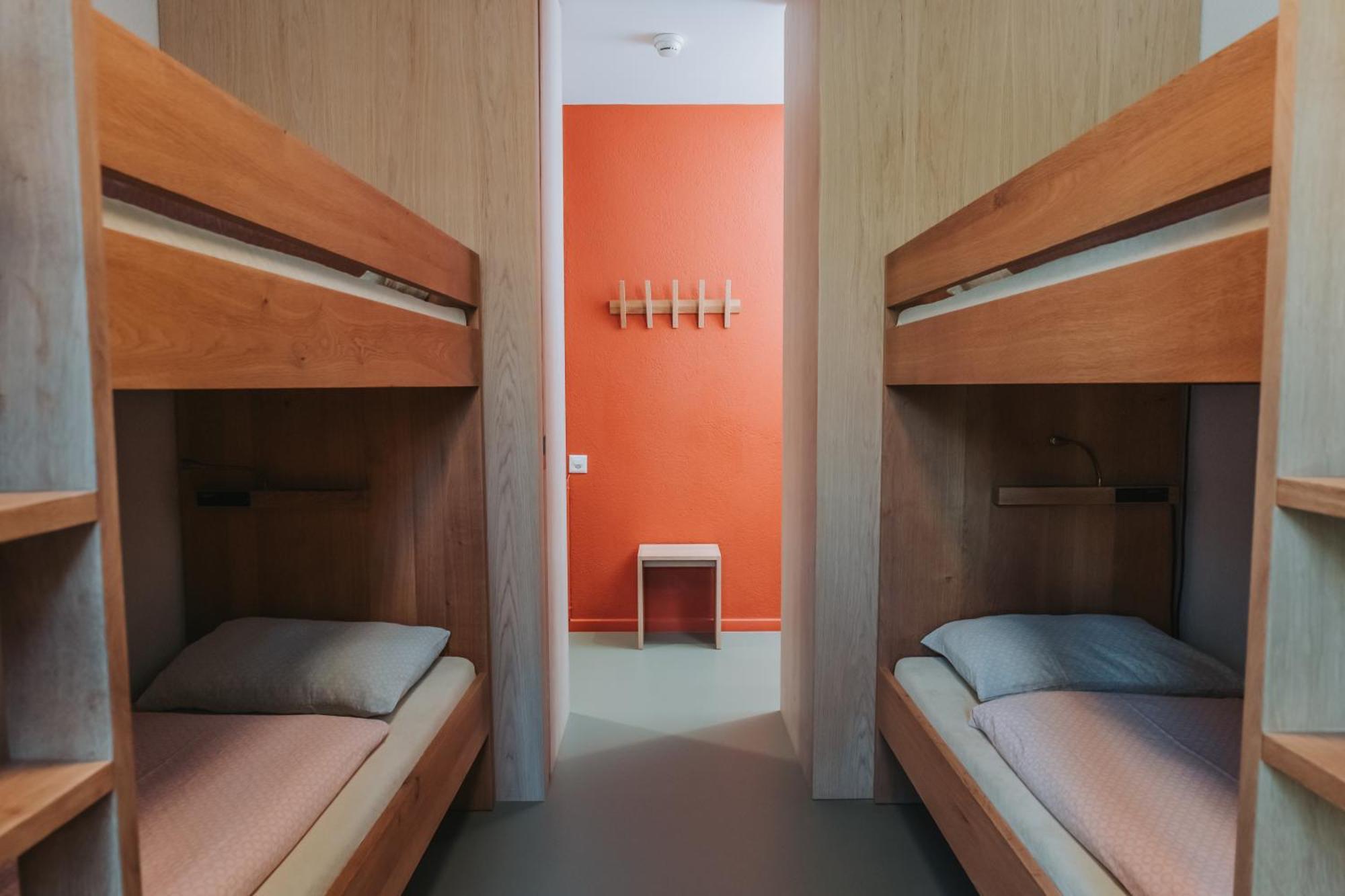 Montreux Youth Hostel Εξωτερικό φωτογραφία