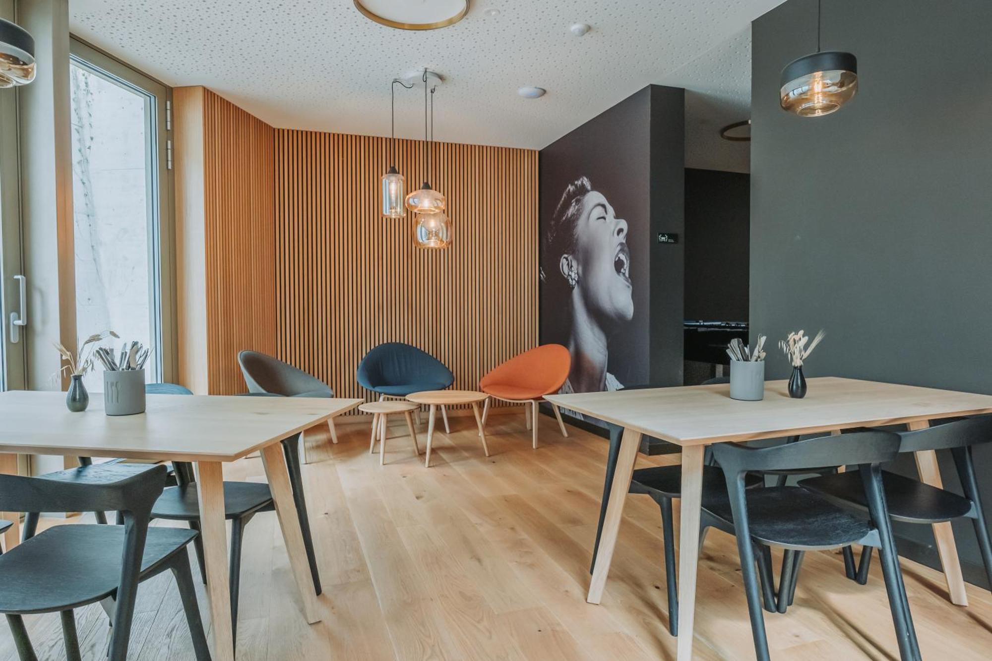 Montreux Youth Hostel Εξωτερικό φωτογραφία
