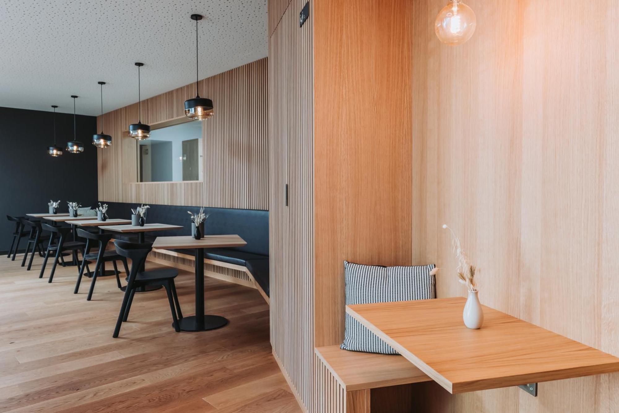Montreux Youth Hostel Εξωτερικό φωτογραφία